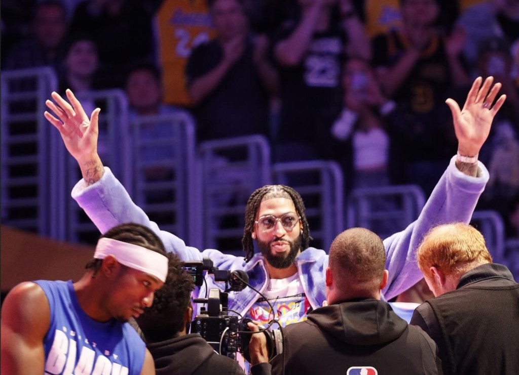 NBA / 我根本不信这套！一眉哥：湖人交易我前「没人知情」是废话，事情已发生我只能向前看！-黑特篮球-NBA新闻影音图片分享社区