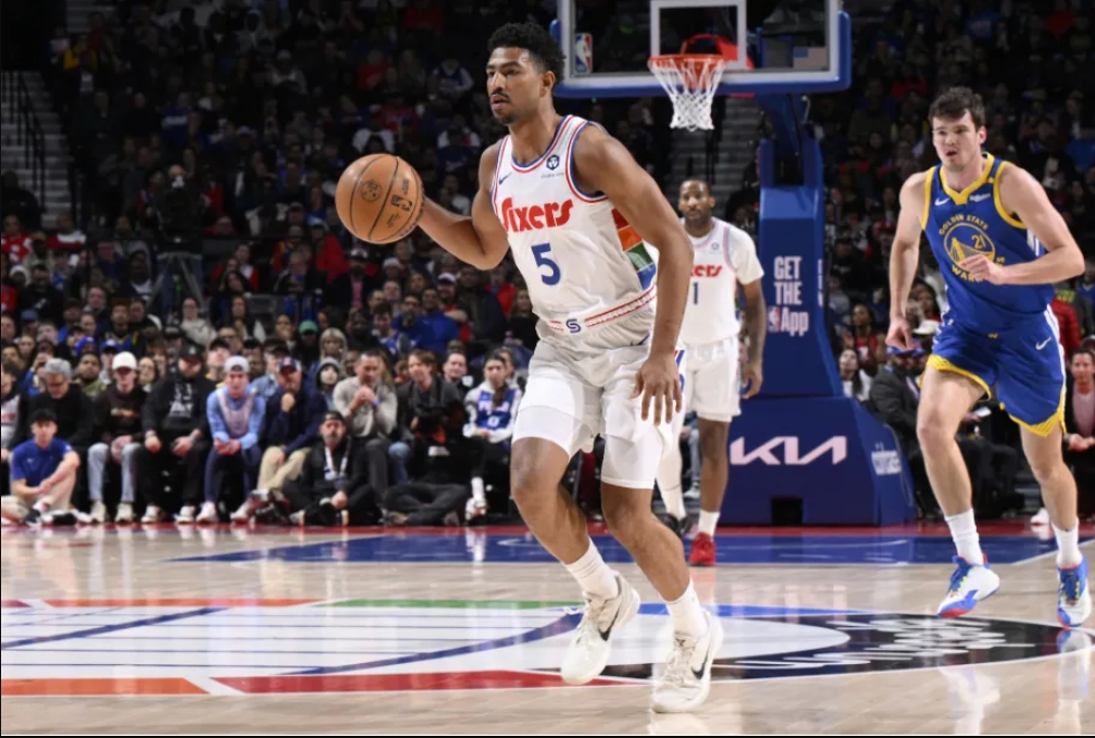 NBA / 76人掀翻勇士最大功臣：轰44分连创生涯新高，恩比德为他大笑庆祝（影）-黑特篮球-NBA新闻影音图片分享社区