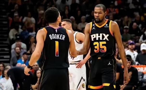 NBA / 太阳今夏计画曝光：首先交易杜兰特+围绕布克重建，预计多队追求KD-黑特篮球-NBA新闻影音图片分享社区