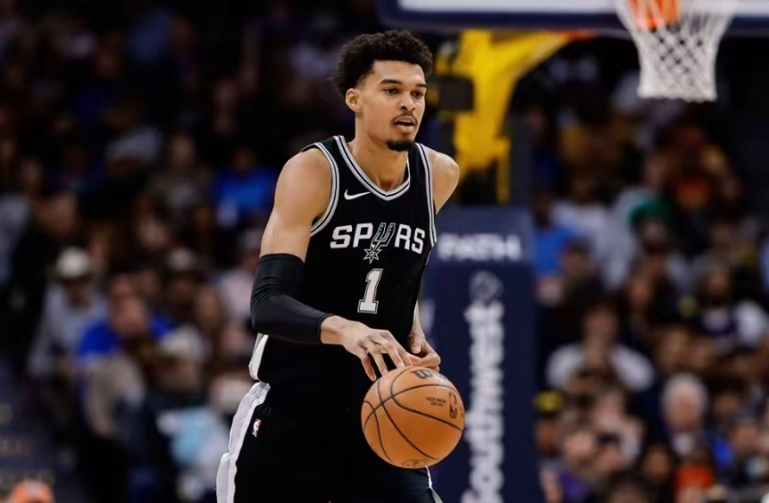 NBA / 詹姆斯退役后谁接班？两个未来之星全是刺头！禁赛+罚款恐难堪大任-黑特篮球-NBA新闻影音图片分享社区
