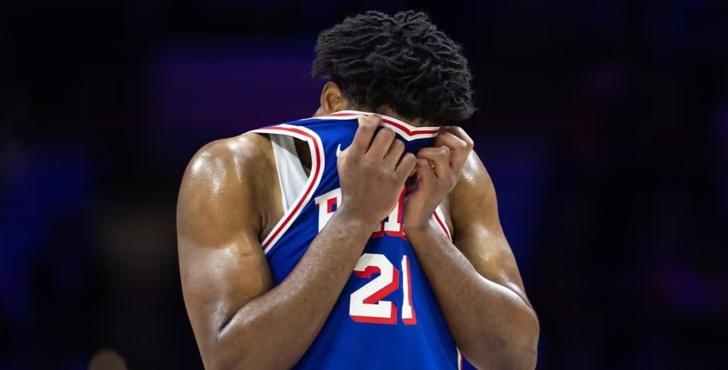 NBA / 曝恩比德可能进行半月板置换手术！最长恐休整一整年，重返巅峰希望不大-黑特篮球-NBA新闻影音图片分享社区