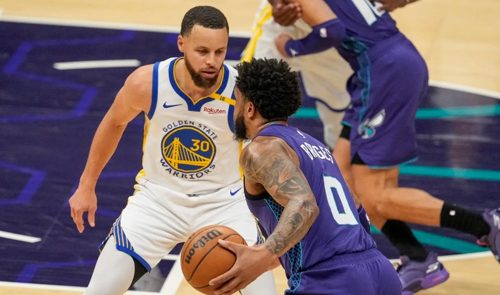 NBA / 冲到西区第6！勇士返回争冠集团，柯巴组合上限究竟在哪？-黑特篮球-NBA新闻影音图片分享社区