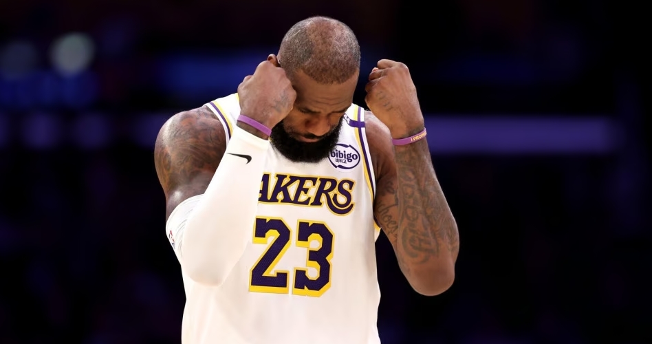 NBA / 詹姆斯总得分已达50098分？数据不逊两连MVP时期，又一成就超乔丹！-黑特篮球-NBA新闻影音图片分享社区