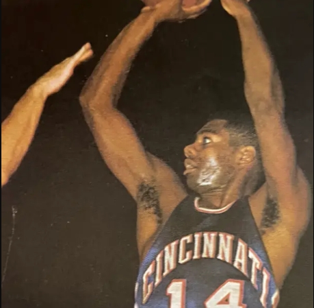 350场以内拿到一万分有多难？NBA仅5人做到，乔丹303场排第二-黑特篮球-NBA新闻影音图片分享社区