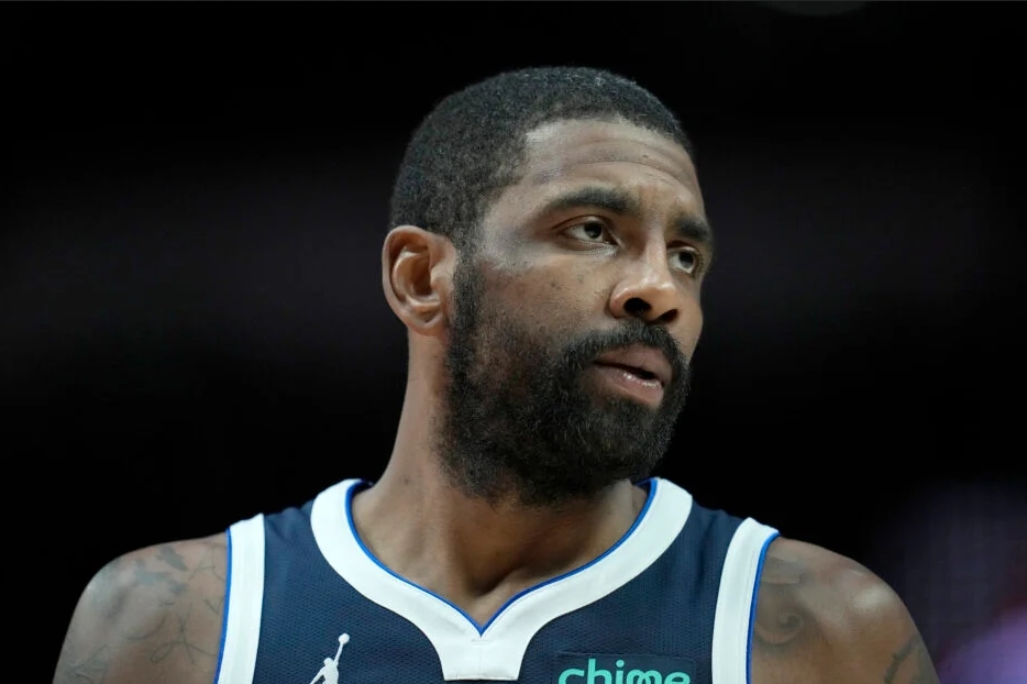 NBA / 独行侠再传噩耗！厄文遭遇左膝前交叉韧带撕裂，宣告赛季报销！-黑特篮球-NBA新闻影音图片分享社区